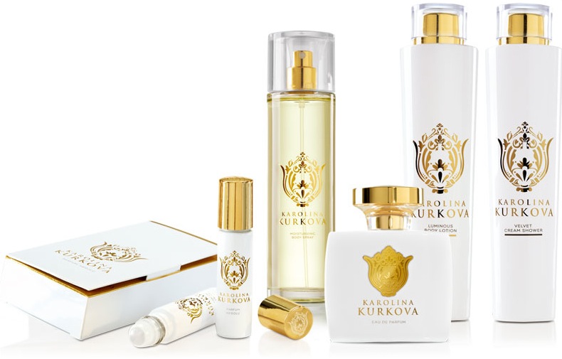 Karolina Kurkovas nya doftserie The Perfume innehåller bland annat parfymolja på roll on (parfym absolu) och bodymist.