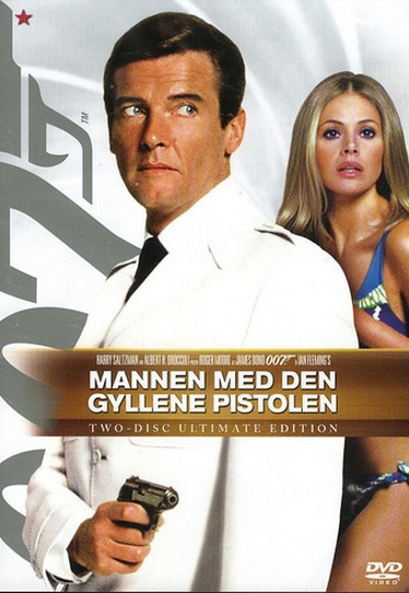 Roger Moore och Britt Ekland i "Mannen med den gyllenne pistolen"