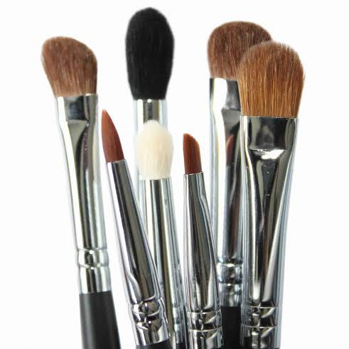 Must-Have-Makeup-Brushes-Bellanaija-July2014001