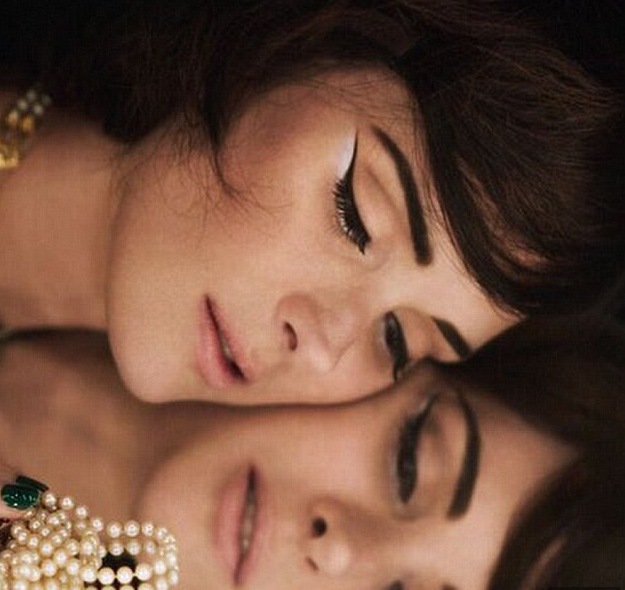 Winona,44, frontar Marcs nya vårkampanj för makeupen 2016. Foto från Marc Jacobs Instagramkonto