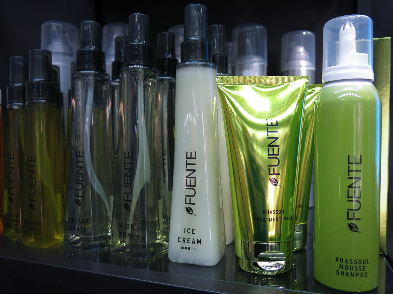 Fuente har även härliga ekooljor och andra sulfatfria schampo som du hittar på hårsalonger.