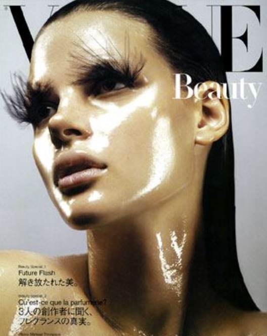 Japanska Vogue går all in med glass skin