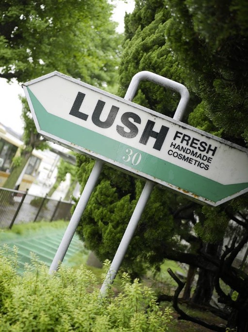 Lush fabrik söder om Tokyo levererar Lush-produkter till över 100 Lushaffärer i hela Japan